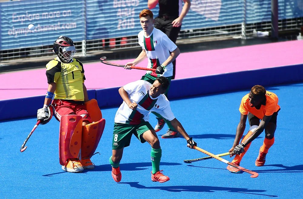 Los Juegos Olímpicos de la Juventud 2026 tendrán variantes de algunos deportes olímpicos:

Béisbol / Béisbol 5
Lucha / Lucha de playa
Balonmano / Balonmano de playa
Hockey / Hockey 5

📌 En la edición juvenil del 2010 debutó el basquetbol 3x3, que posteriormente ingresó al