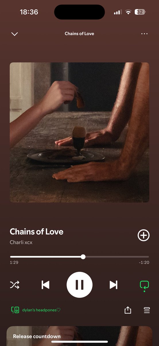 who wants to get married or something i feel super single this song is incredible i wanna slow dance with someone