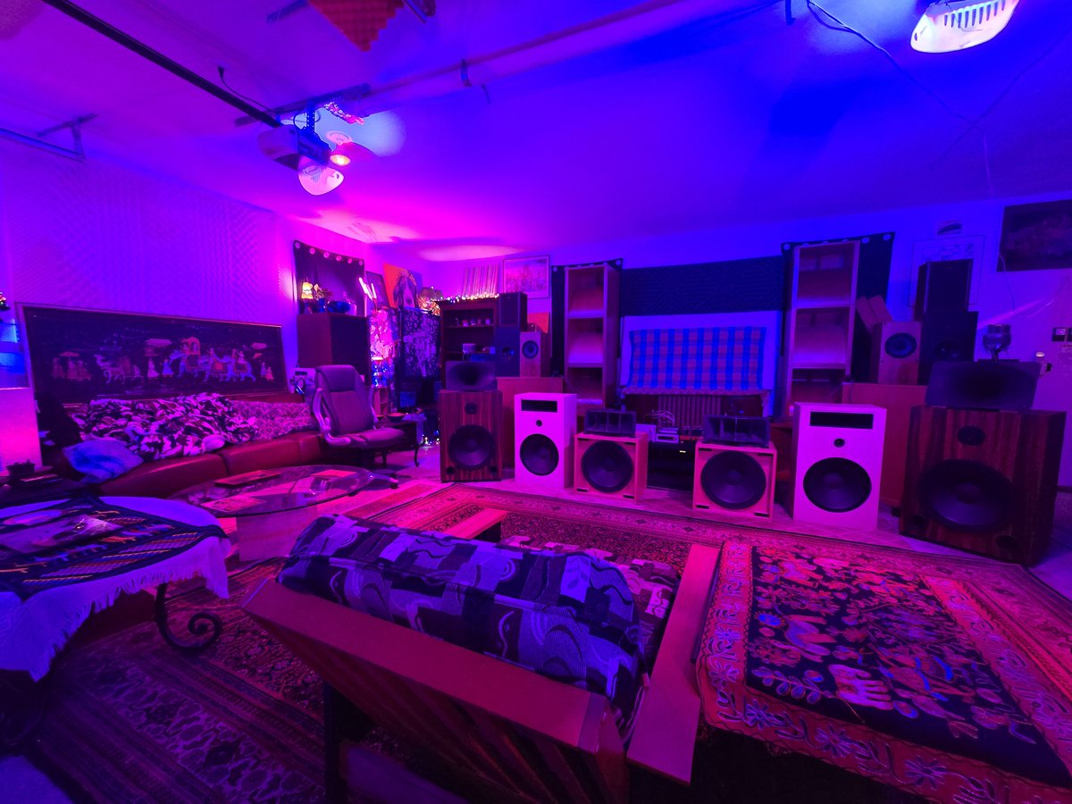 Revazzmusic's tweet photo. @Samplifire https://t.co/I7VlKJQF17