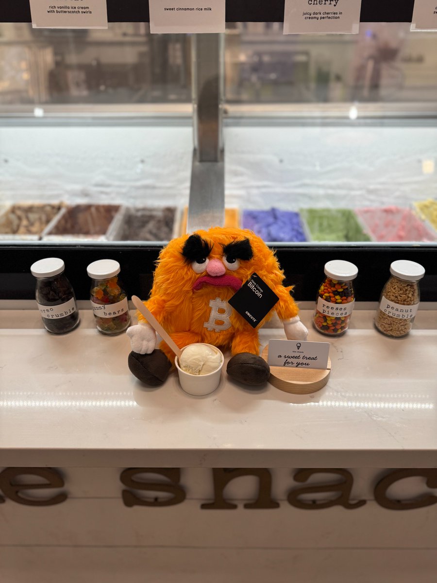 bobscully3's tweet image. Another local merchant accepting bitcoin! Come visit Marin and buy ice cream with bitcoin at The Shack!

Turns out Bitty is a vanilla guy. Makes sense - no memecoins, no ICOs, no trading - just save and live off the hardest money, simple. @spiralbtc 

Thanks @milessuter @jack 🧡