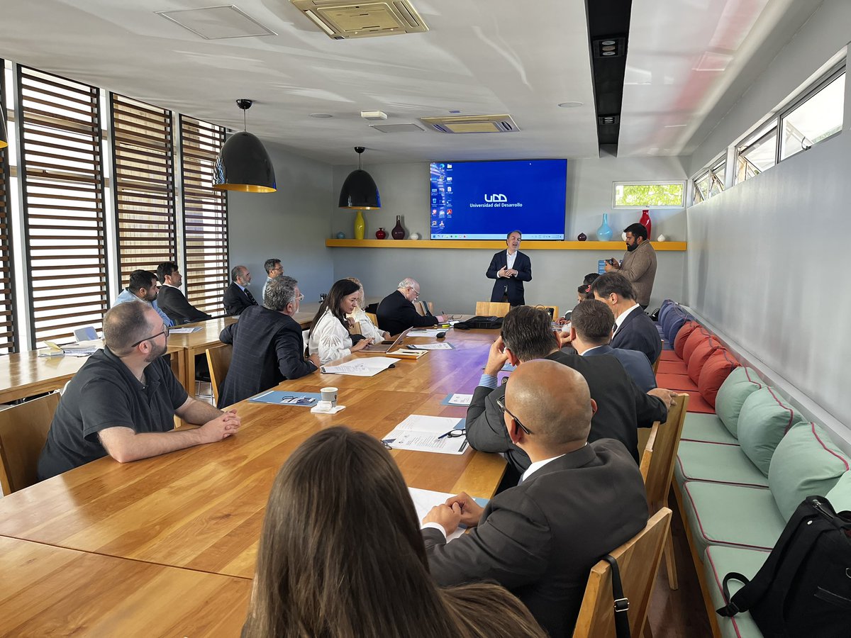 🇨🇱🗳️ Continúa el Programa Electoral de <a href="/TransparenciaAL/">Transparencia Electoral</a> para las Elecciones Generales #Chile 2025 con la Jornada Académica organizada junto a <a href="/GobiernoUDD/">Gobierno UDD</a> 

🗣️ Expone ahora Gonzalo Müller (<a href="/gonzalomuller/">Gonzalo Müller</a>), Director del Centro de Políticas Públicas de la <a href="/UDD_cl/">UDD</a> 🇨🇱