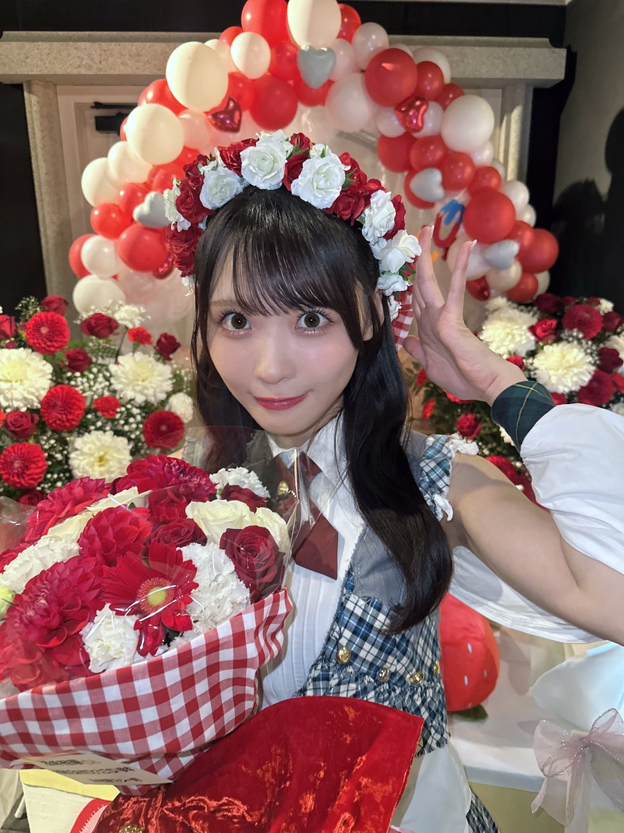 ske48_yuka's tweet photo. #浅井裕華生誕祭2025
ありがとうございました❤️❤️❤️

緊張してないと思ってたけど
緊張してしてたみたいです...笑
私からの気持ち、しっかりみんなに届いたかな？

あとね、ディスプレイもかわいすぎる🥹🍰
本当に沢山の幸せをありがとう✨

22歳も頑張ります！！！
ずーーっと、ついてきてね！！！！ https://t.co/GwucR0Swdu