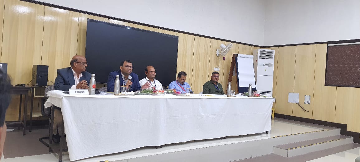 dfbodisha's tweet image. A one-day safety training programme on &apos;Work at Height&apos; was organized by the Directorate of Factories and Boilers, Rourkela Division in association with SAIL, Rourkela Steel Plant on 12-11-2025. 

#FactorySafety #WorkAtHeight #SafetyFirst  #FactoriesandBoilers #Odisha