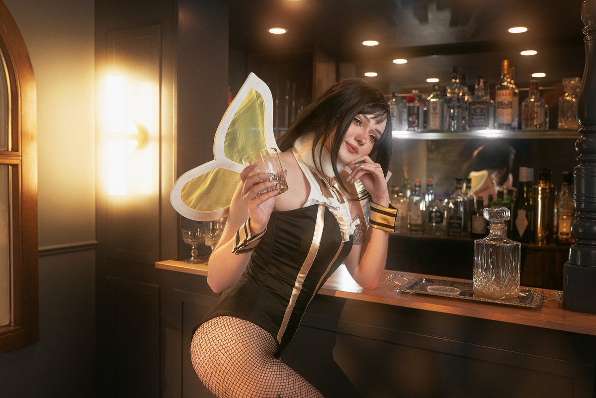 Zaiichiik's tweet image. Honeybee Tifa 🐝
📸 @dizzymonogatari 
#ff7 #FinalFantasy #TifaLockhart