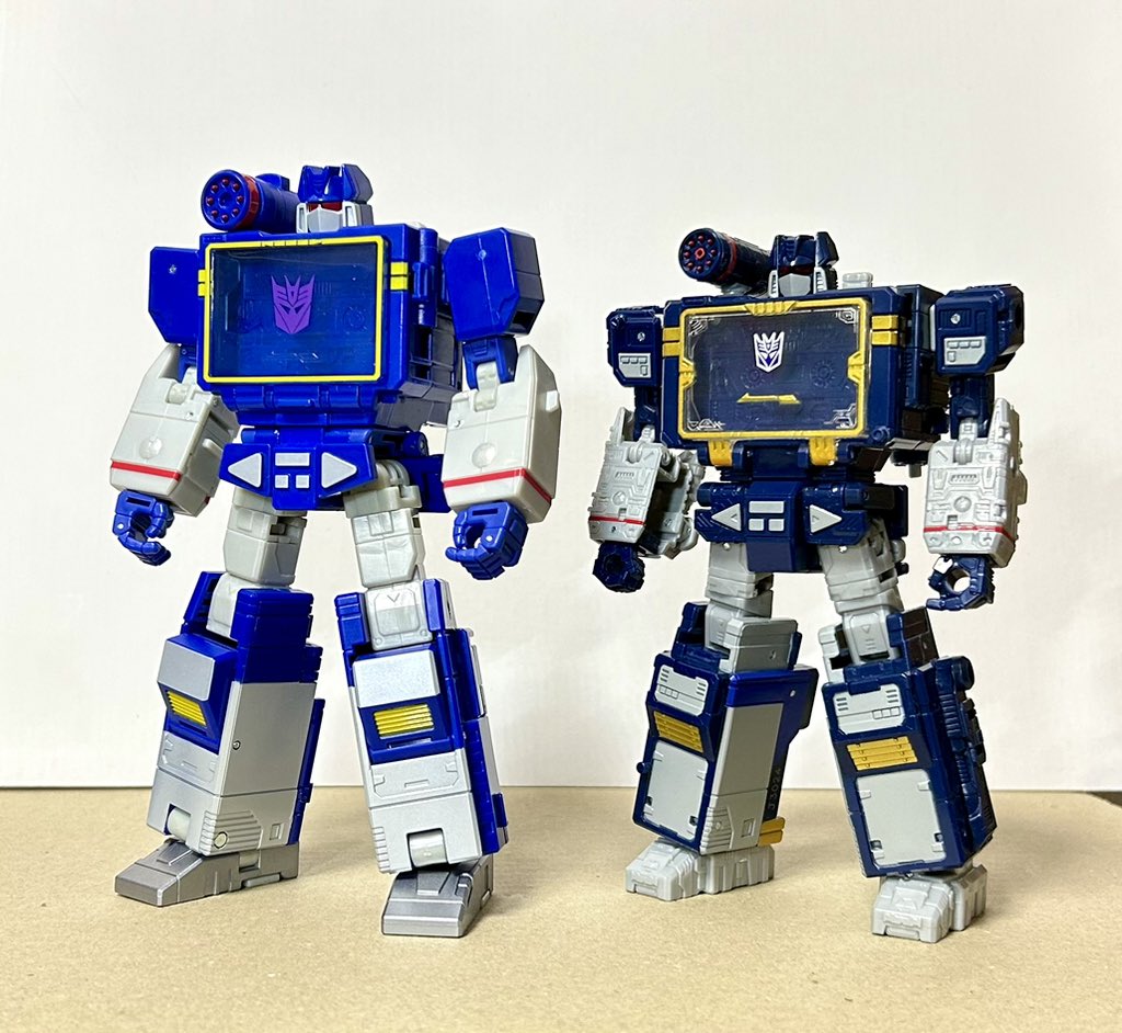 SS-86サウンドウェーブ。めちゃくちゃスタイル良くなってる！カセット