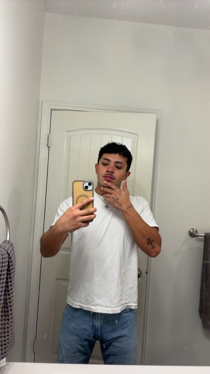 𝔤𝖆𝖇𝖊 tweet media