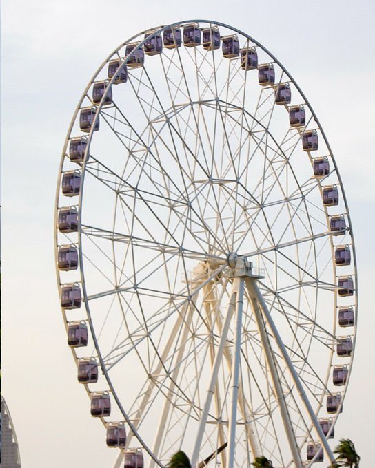 Cómo una persona que defiende esto // Crítica esto (?)