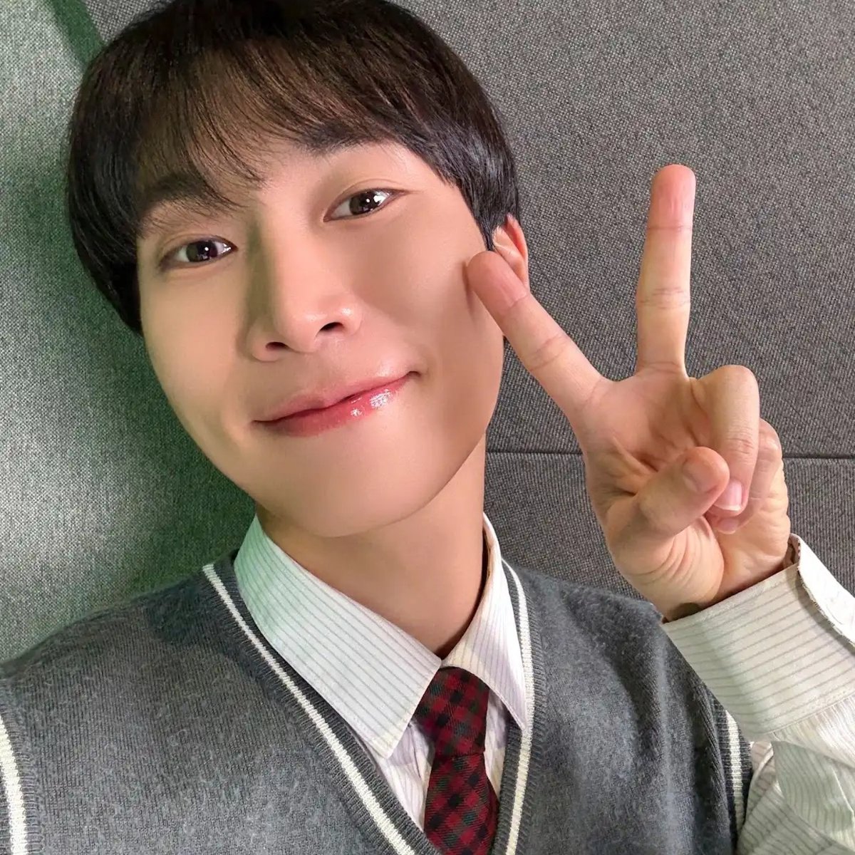 안녕하세요!!!
서은광 솔로 앨범 발매 기념 퀴즈 이벤트를 진행합니다
간단하고 쉬운 퀴즈 이벤트이니 많은 참여 부탁드립니다💛
트윗을 알티하신 분들 중에 추첨을 통해 기프티콘을 증정합니다!! (3인)
 
>퀴즈 링크: forms.gle/Ybjxm6aTuHiRk1…