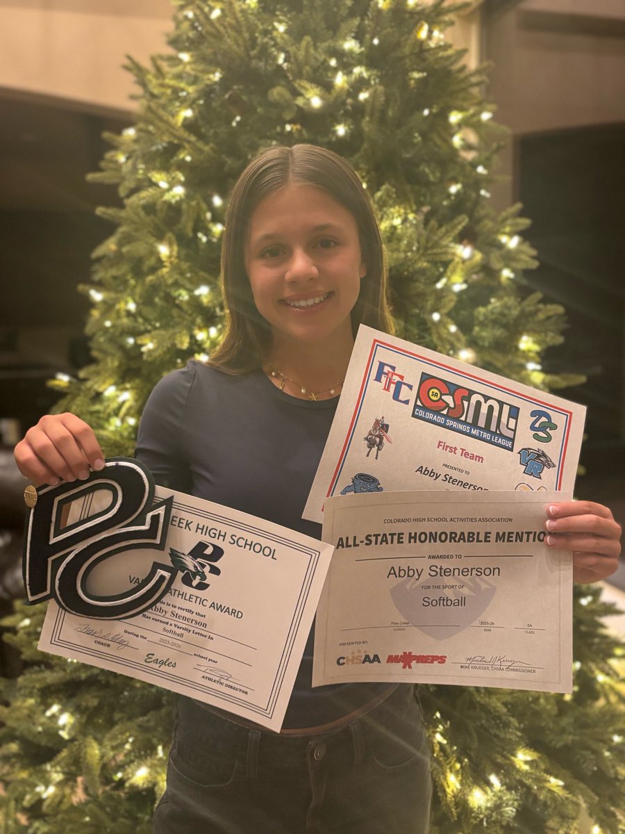 AbbyStenerson's tweet image. FRESHMAN SEASON!! So thankful for all the memories and friendships I’ve gained for life! Couldn’t have asked for a better teammate and freshman sister @BraydenDailey31!! Thank you Pine Creek! 💙💚

@18uSmith @batbusterscoach 
@gatorjack72 @SBRRetweets @sbsportsnetwork…