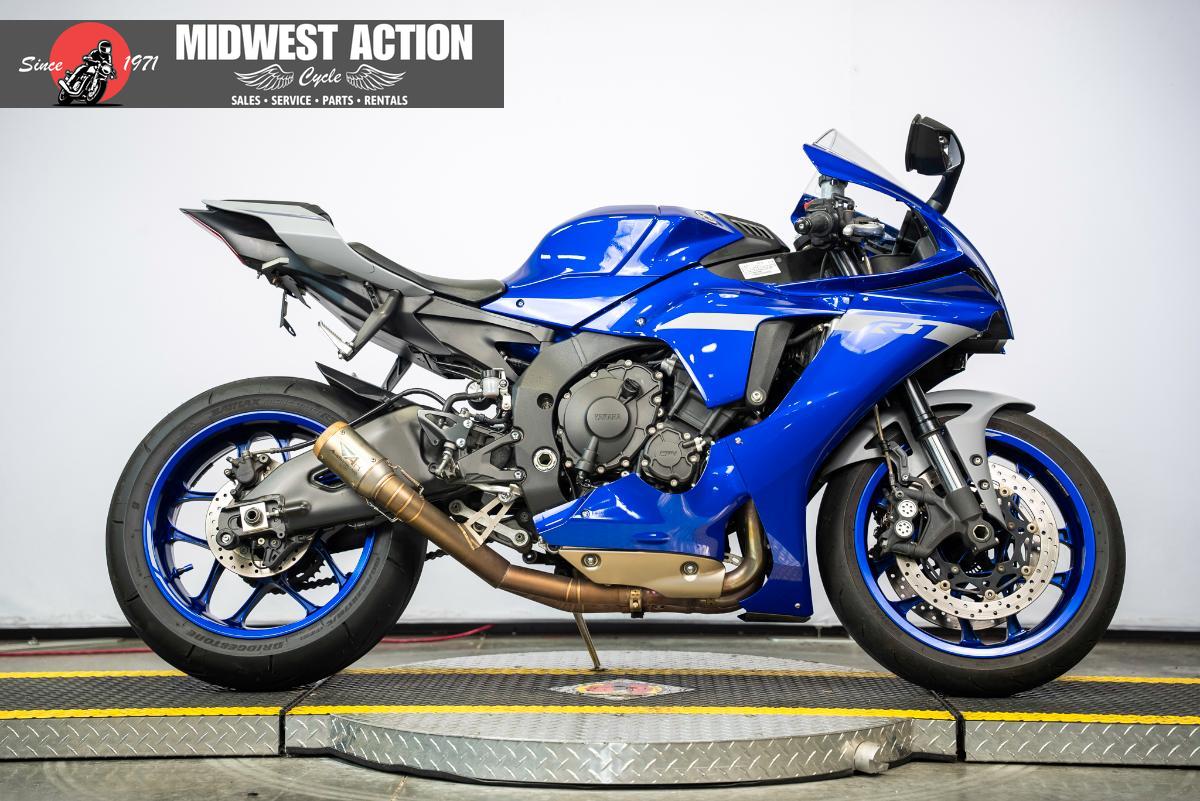 MidwestCycleWI's tweet image. 2020 Yamaha YZF-R1 — built for real speed and precision. 🏁🔥
See it here 👉 midwestactioncycles.com/inventory/2020…
📍 Midwest Action Cycles, 2463 Vista Dr, Lake Geneva,WI
📞 (262) 401-0433

#YamahaR1 #MidwestActionCycles #MotorcycleLife #Superbike