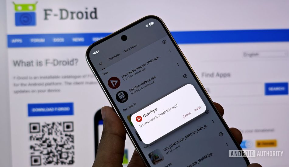 MobCentralNet's tweet image. Google is making it easier for experienced users to sideload apps on Android. The company is introducing a new advanced flow that will allow users to install unverified apps. #news  #Android #Sideloading #Google #Apps
Link: mobilecentral.net/post/android-s…