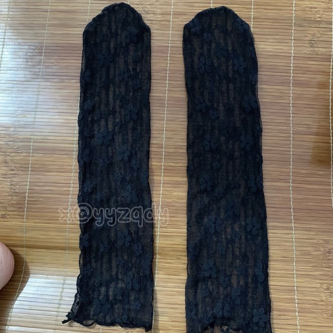 黄推福利内容 - 一叶知秋刀鱼的精彩图片 福利姬一叶知秋刀鱼分享的黄推图片1 - 网红私拍内容