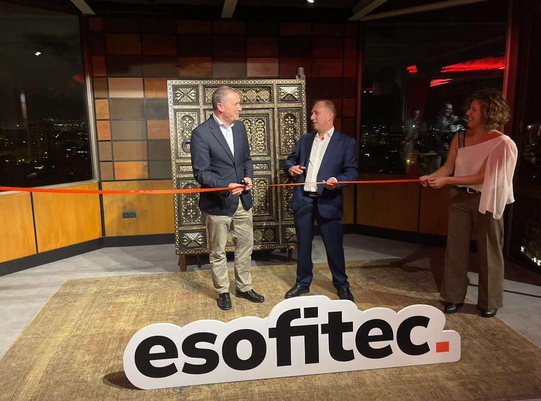 esofitec's tweet photo. 📍 Ayer fue un día emocionante para #Esofitec: inauguramos nuestra nueva sede en #Barcelona.

🚀 Jornada con visión compartida junto a @WoltersKluwerEs, intervenciones clave y energía para esta nueva etapa.

🔗 Resumen en el blog: https://t.co/ELs8oOXVtw https://t.co/lM8Ko2ovQK