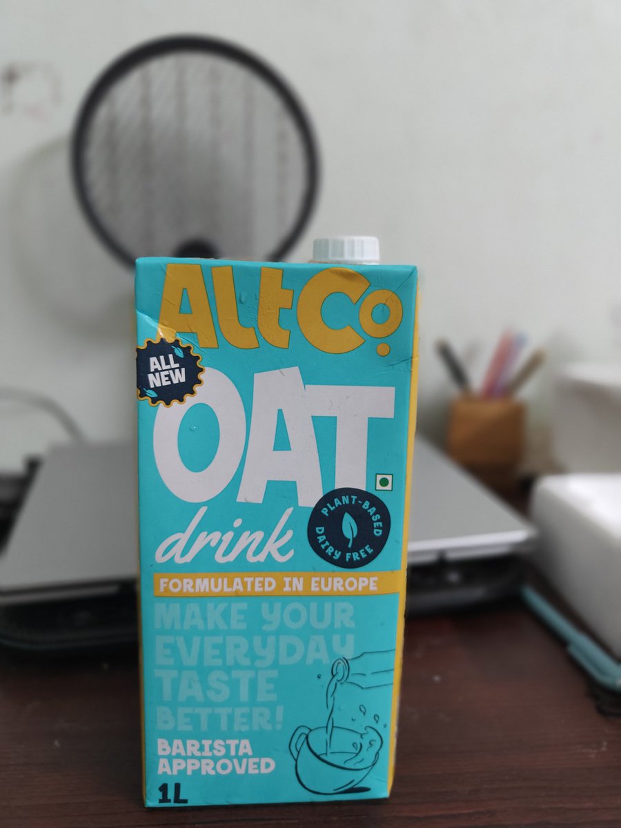 This oat milk is deliciously awesome😋..Thanks for suggesting bro <a href="/hmalviya9/">VD</a> 
#OatMilk
