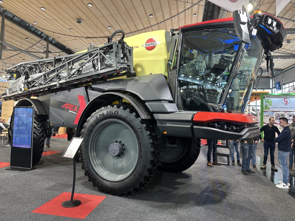 Josh Giumelli tweet media