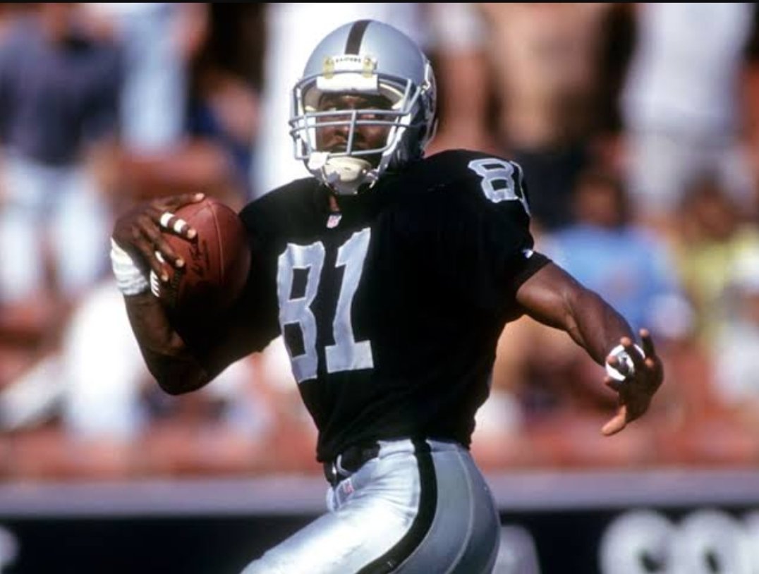 Oscar El Sanchez tweet media