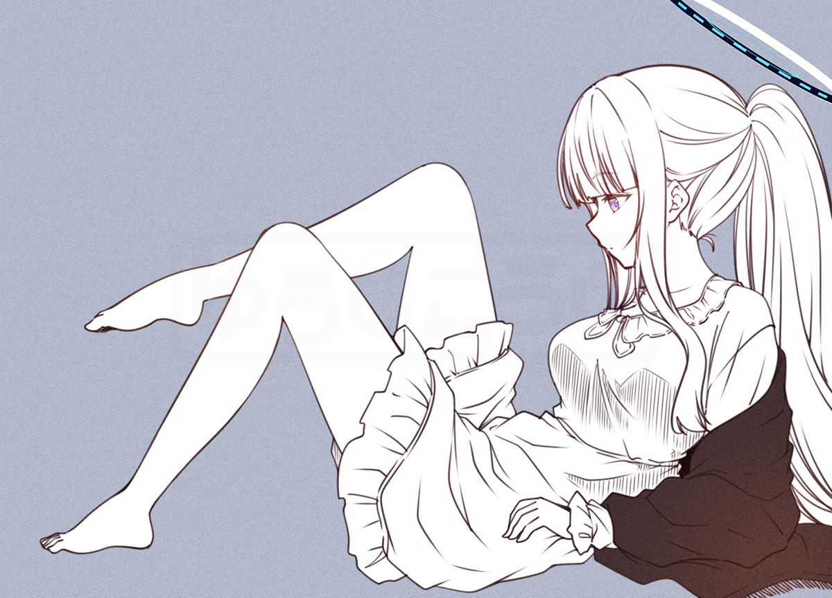 「まだ11月ですが、もう暖房つけてる 12月になったらどうなるのかー #ブルアカ」|こうじ＠漫画作画担当のイラスト