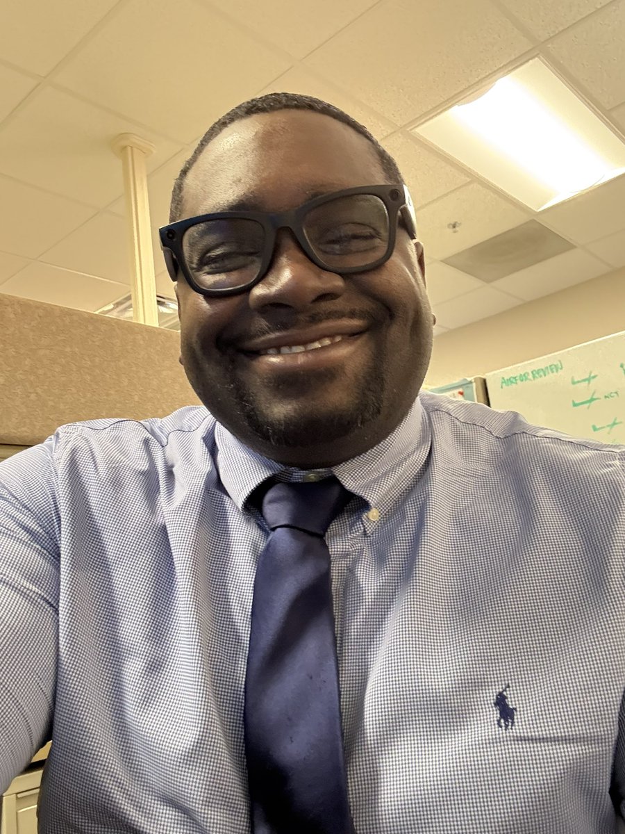 Gliss718's tweet image. Back to work 😍 #LoLife🐎🏇🏾 #WashingtonDC #Worklife❤️ #ThankfulThursday💕