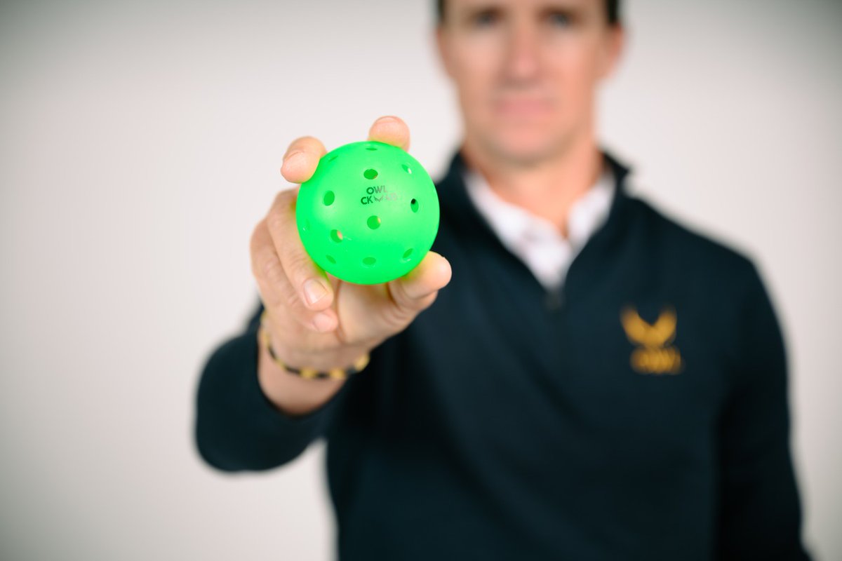 OwlPickleball's tweet image. Precision. Durability. Consistent Pro Performance.

From casual rec play to global professional elite level competitions, the CK40 delivers a true flight path, exceptional durability and consistent bounces - every game.

Trusted by clubs, coaches, and players across the world!