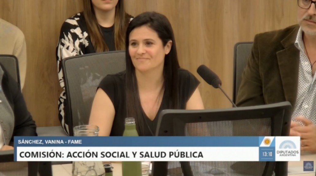 FAME_Argentina's tweet photo. Pudimos argumentarles a nuestros representantes de la comisión de salud y sumar el compromiso de @pyedlin , @MonicaFein , @MidCecilia , @BlancaOsunaOK  y @vilma_ripoll , unánime y transversal a todo espacio político, para que el año que viene tengamos ley. https://t.co/g5kYHwlMwK