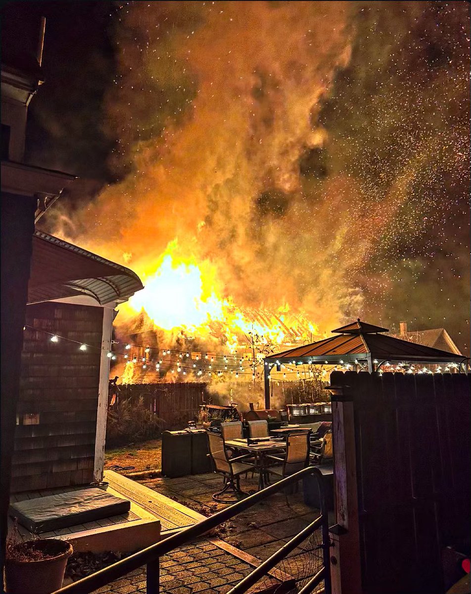 Plymouth Fire Buff tweet media