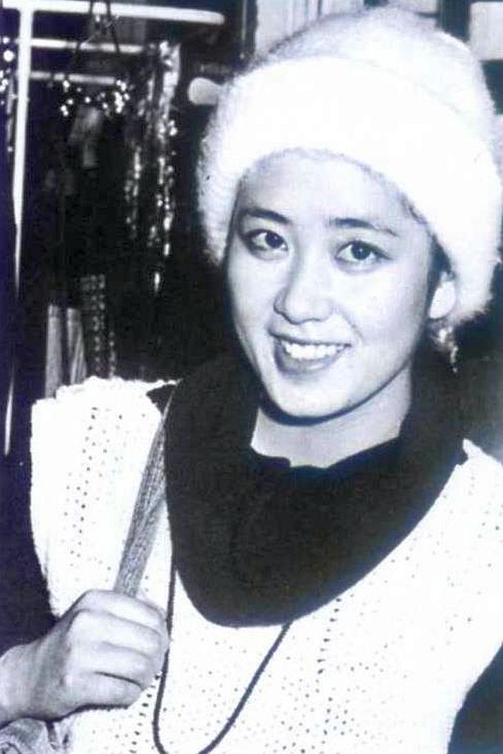 昭和52年（1977年）の神戸のタウン誌より。街角のお洒落な人々です。さすが神戸、お洒落な人多いですね。