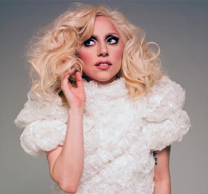 PopBase's tweet image. Rolling Stone reminds Lady Gaga of the time she vowed to be “fully Lady Gaga forever”, even after having children:

“I lied. I lied! I’ve grown up since I said that.”

(rollingstone.com/music/music-fe…)