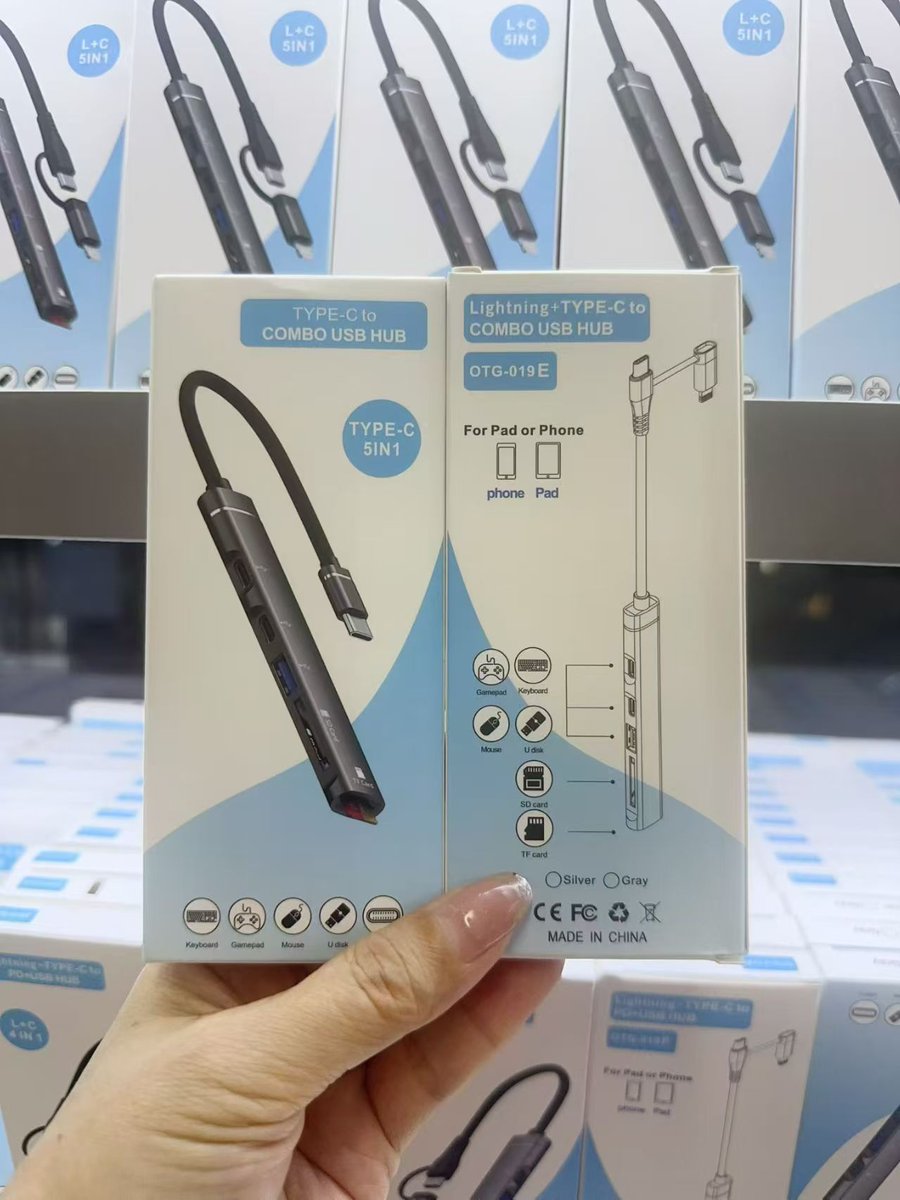 zhideliusb's tweet image. 🌟 Make your Type-C device more powerful!
Type-C to Type-C*2 + USB + TF + SD docking station
📩 Send a private message or leave a message to get a quotation and catalog

#hubusb #hubtypec #dockingstation
