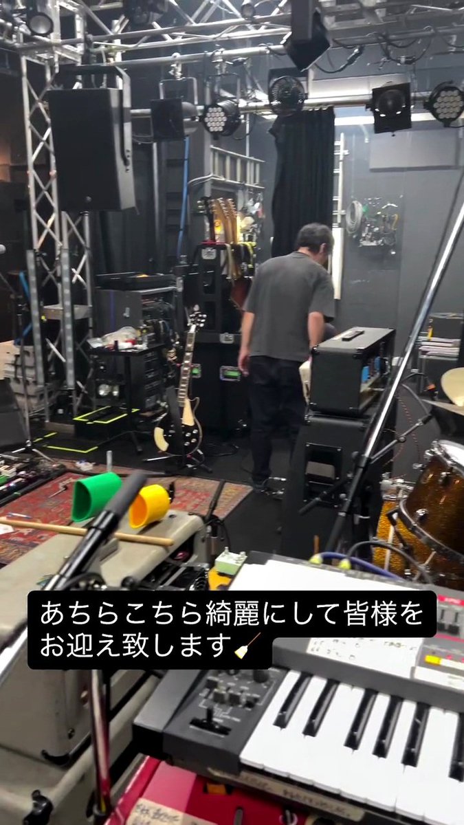 okayu_m821's tweet image. 西川さんお誕生日おめでとう！！🎂🎉
唯一無二なアニキのギターはGRAPEVINEの顔🎸そして今年は何と言っても12年ぶりにアニキの作った曲が世に出た事が本当に嬉しかった👏
ちょっぴりコワモテに見えてファンへの対応は誰より丁寧で優しい、そんなイケよしが皆大好きです✨
#西川弘剛
#GRAPEVINE
#ANK56