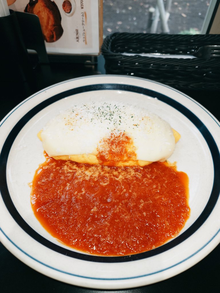 sheepland1's tweet image. 小平市にあるegg　parkに朝ご飯兼ランチを食べてきました😊
玉子にこだわっているらしいです
帰りにはシュークリームとプリンもテイクアウトしてお土産に
タンパク質と糖分摂りすぎな１日でした～😋