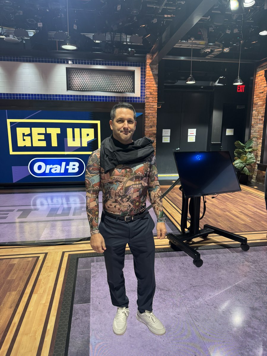 Will Compton tweet media