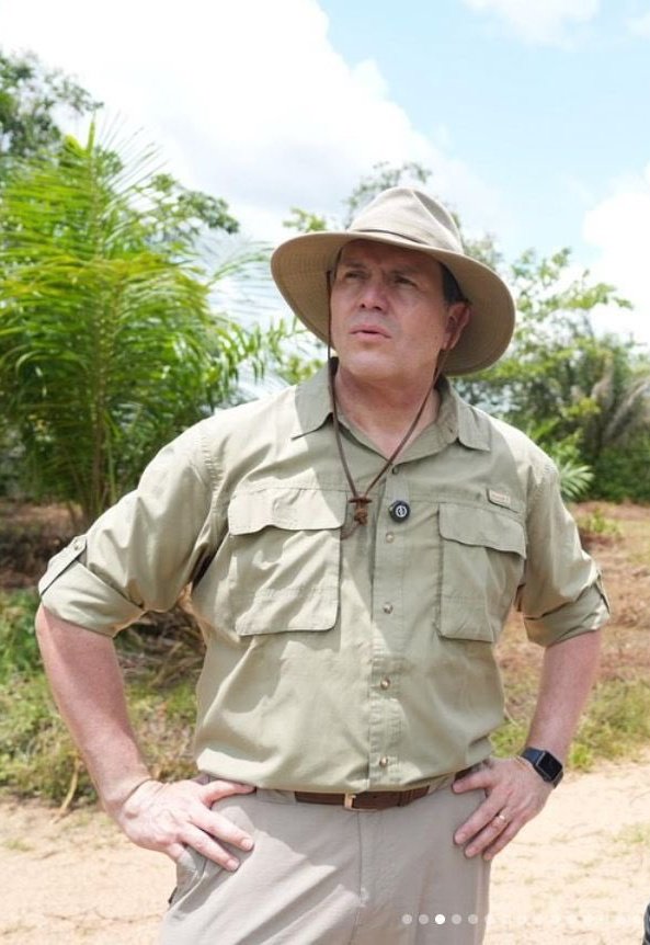 Si los hombres pudiéramos parir, créanme que lo haríamos y mas aún si se tratara de salvar la humanidad. Ya varias veces lo hemos demostrado.