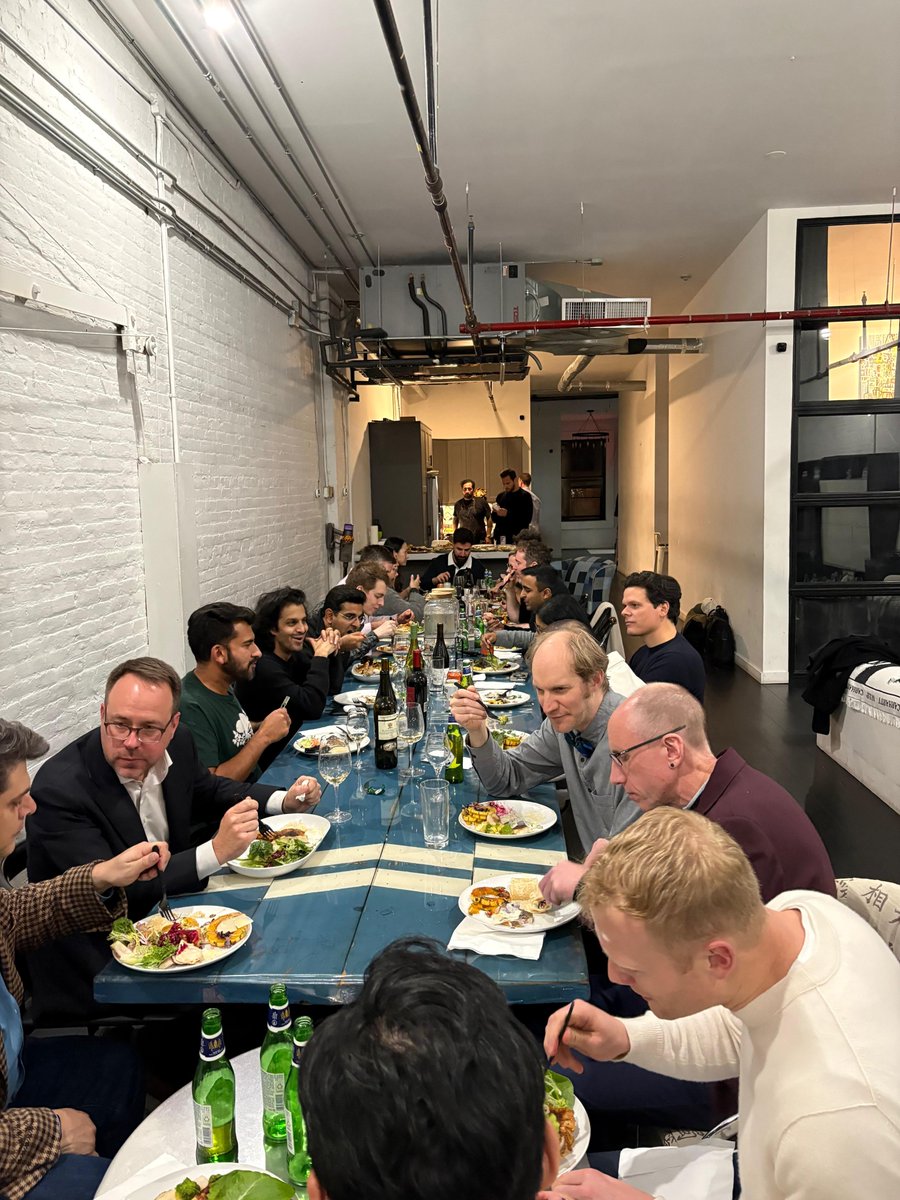 Dylan Itzikowitz tweet media