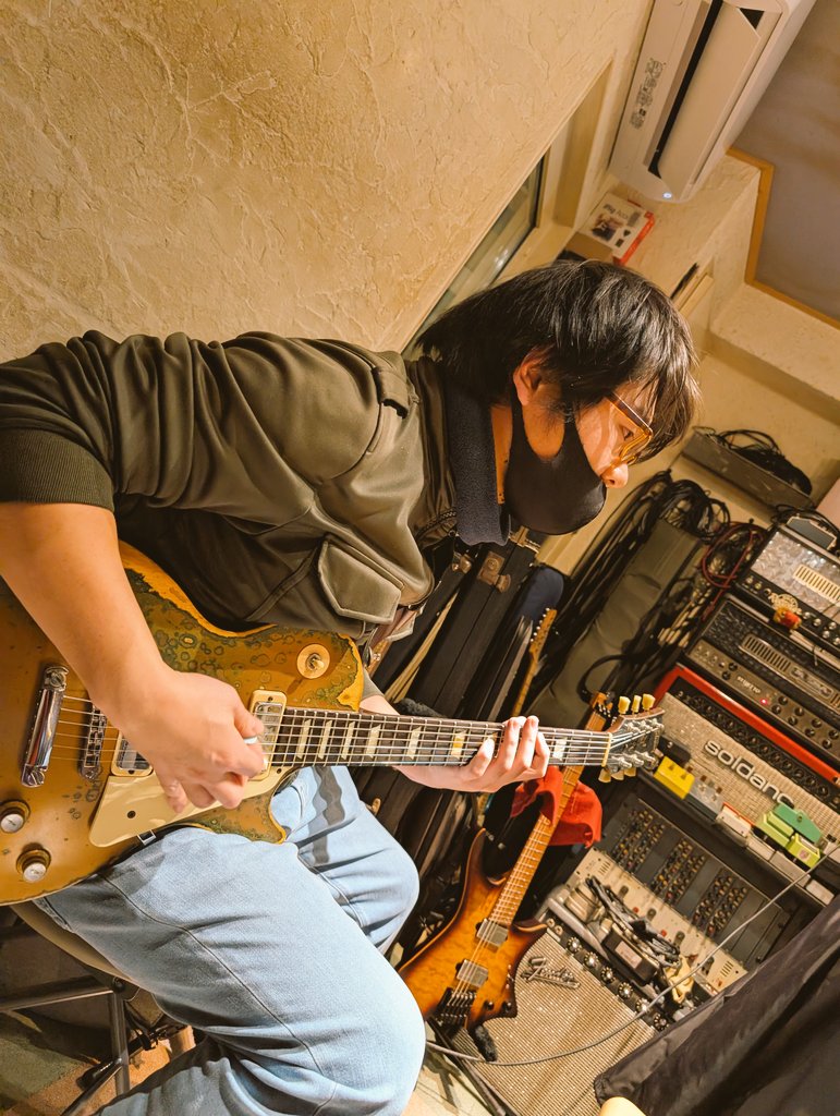 今日はレコーディングです！！
みんなにカッコいい音楽届けられるように頑張ります💪

#レコーディング
 #一日の始まり