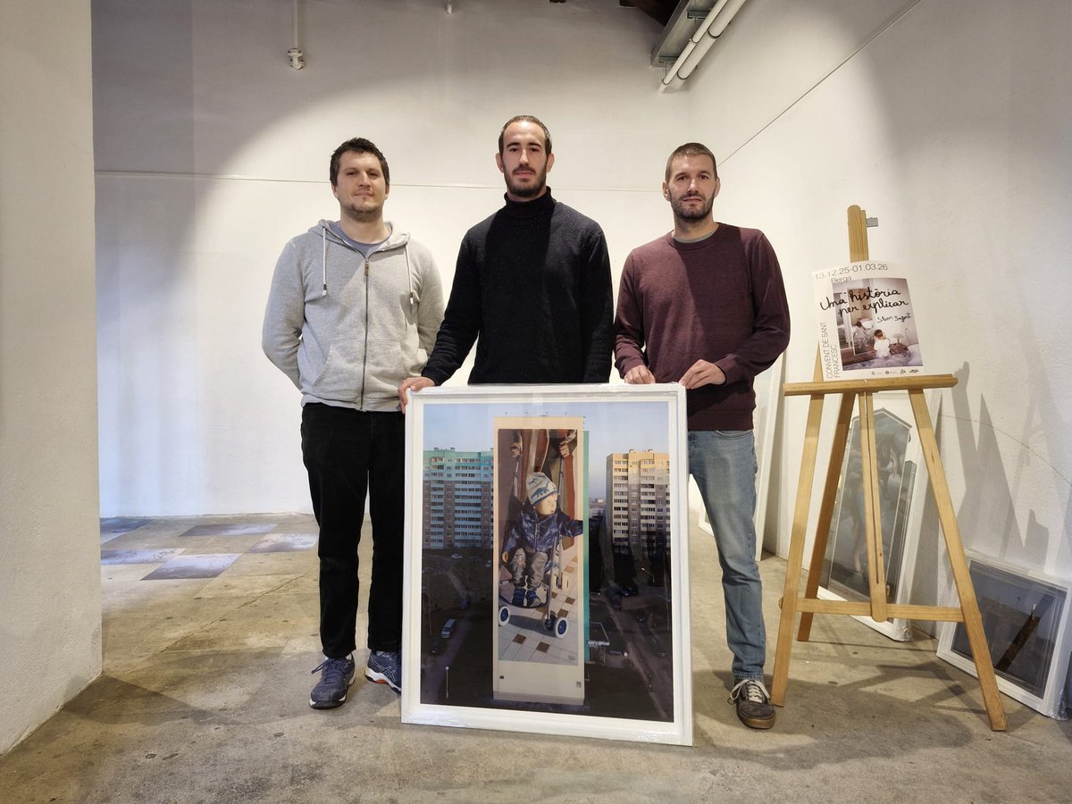 El viatge artístic de Slim Safont arriba al Convent de Sant Francesc amb l'exposició "Una història per explicar" ajberga.cat/actualitat/el-…