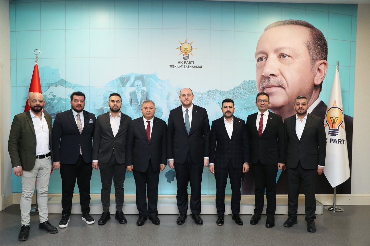 📍Ak Parti Genel Merkez

Genel Başkanımız ve Genel Merkez Yönetim Kurulumuz ile birlikte Ak Parti Genel Başkan Yardımcısı, Teşkilat Başkanı Sn. Ahmet Büyükgümüş’ü ziyaret ettik.

Sn. Başkana misafirperverliği için teşekkür ediyorum.