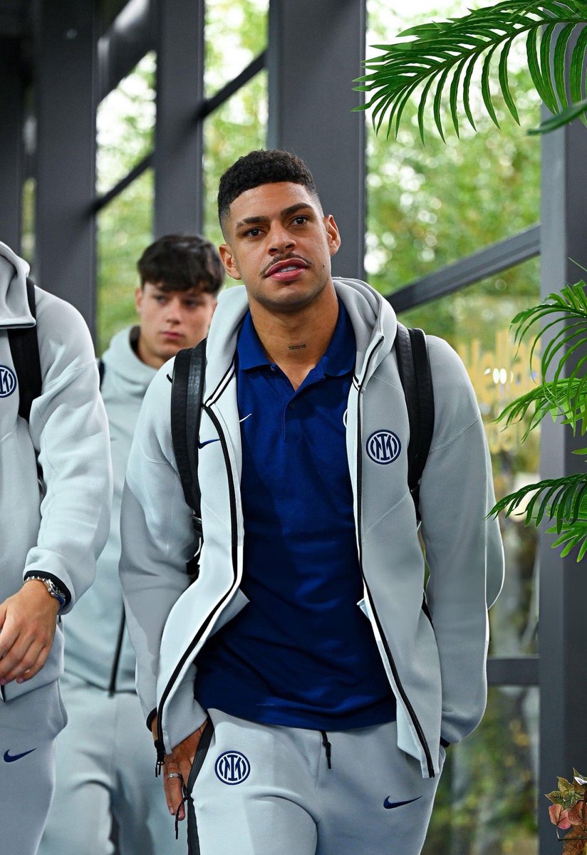 Alessandro93403's tweet photo. 🚨Luis Henrique 🇧🇷 a été proposé à l’OM, Lyon et à l’AS Monaco.

Mais aucun des trois clubs n’est pour le moment intéressé par le joueur brésilien.

#TeamOM #MercatOM | 🗞️ @footmercat https://t.co/mACIReSgcr