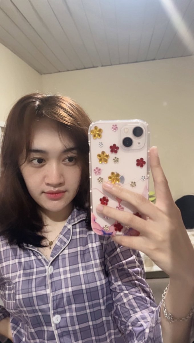 miyong tweet media