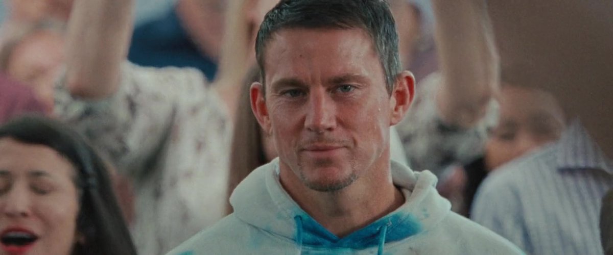 REVIEW: #Roofman (2025 Film) - Starring #ChanningTatum

"..a bittersweet glimpse at a man trapped between redemption and self-destruction.."

"..A flawed but fascinating piece of storytelling.."

Full review at
beentothemovies.com/2025/11/review…