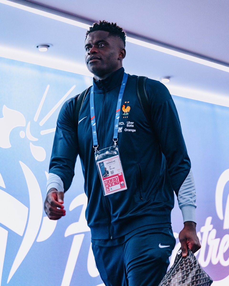 Jour de match pour l’Équipe de France et <a href="/samba_brice/">Brice Samba</a> : les Bleus défient l’Ukraine dans le cadre des qualifications pour le Mondial 🇫🇷 

En ce jour commémoratif, le SRFC a une pensée émue pour les victimes du 13 novembre 2015 et leurs proches.