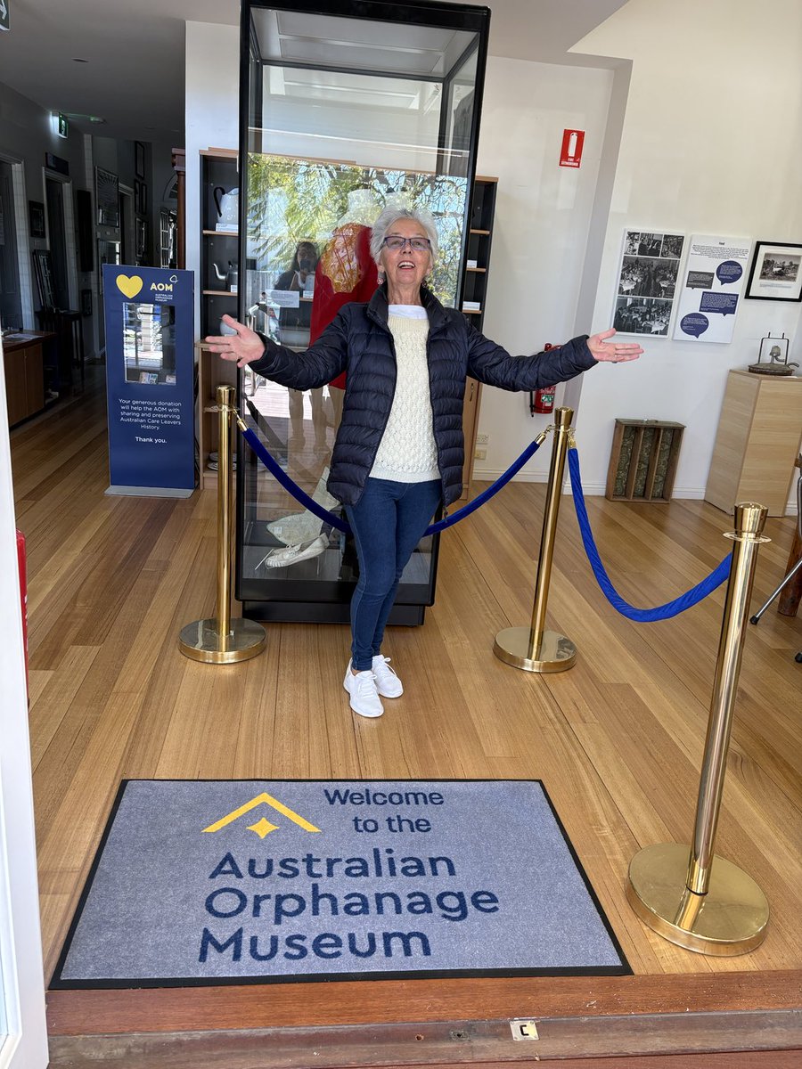 CLAN_AU's tweet image. Heather our Vice President is coming from NSW will welcome 😊 you to AOM on Saturday

Have asked H get Clannies &amp;amp; guests to sign our visitor’s book when they have been through the Museum,write what item affected u please put postcode in

#OurHistoryMatters

#OurMuseumMatterstoo