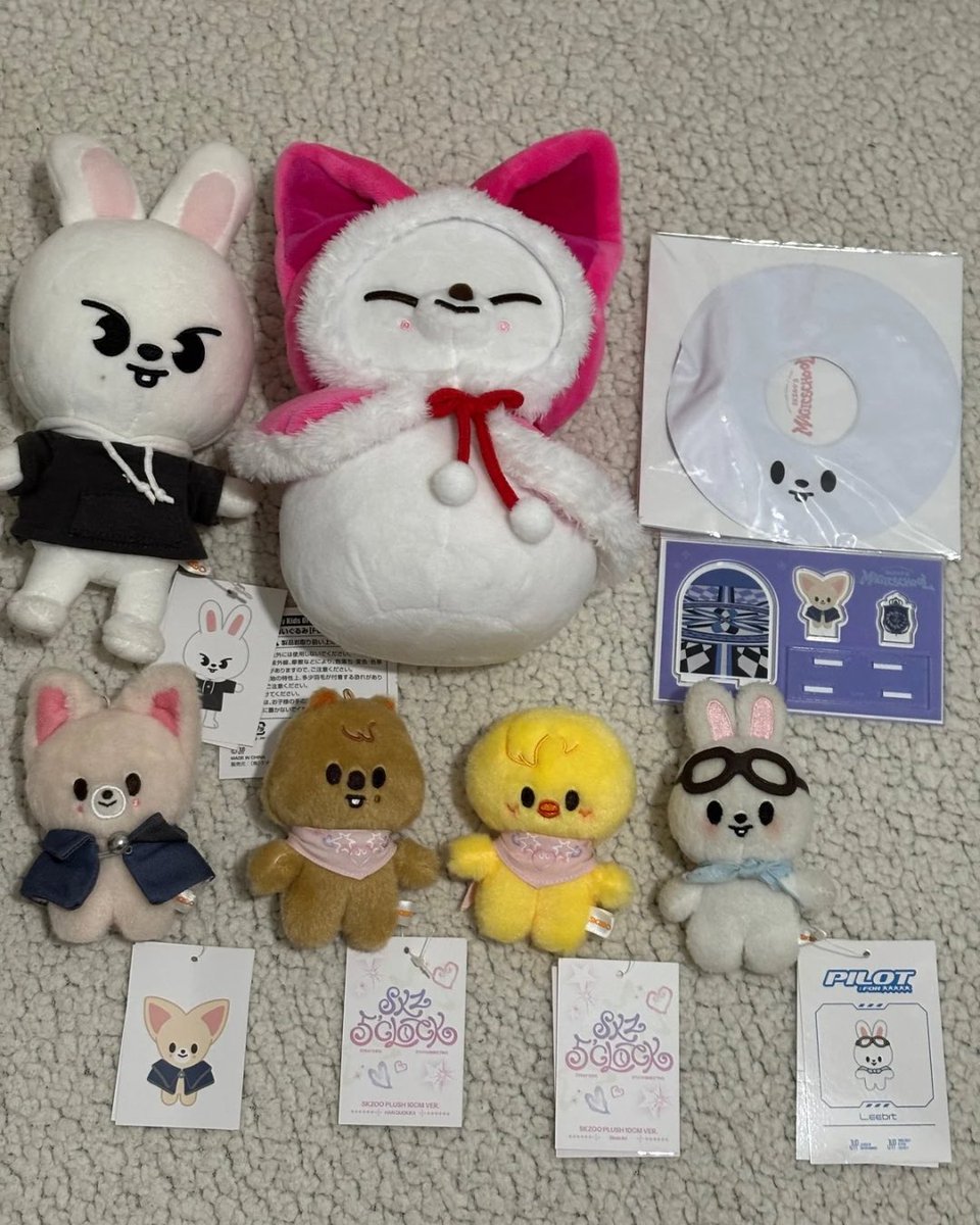minanaverse's tweet photo. ⭑ Vendo/Venda DROP SET Stray Kids

Valor: R$5.922 + Frete

- Venda apenas em set;
- Pode abrir ceg, só me avisar antes;
- O primeiro que pagar leva;
- Tenho feedbacks positivos (+65) no meu fixado. https://t.co/D49NXkWPtc