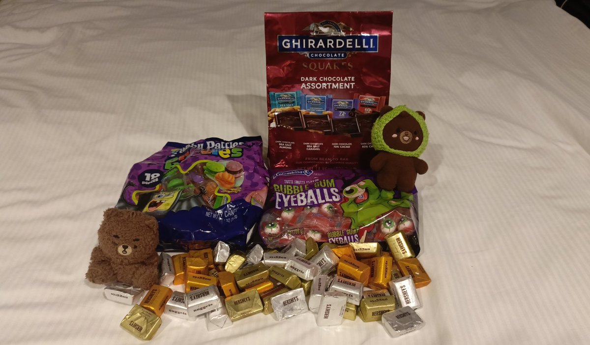 GIVEAWAY SKINCARE + OLEH-OLEH US 🇺🇸+ BRACELET🧡

Gak perlu follow 🫧
Rules:
1. Like + retweet ini
2. Like + retweet thread di bawah
3. Reply 'Done'

Good luck! End TBA 🧡✨
#zonauang #zonajajan