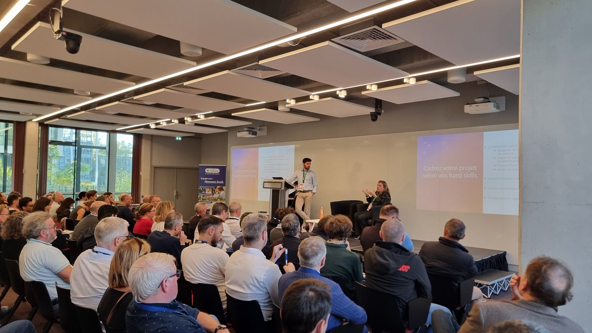 [LIVE PRESSE #CCI06 ]C'est parti pour le 𝗕𝗨𝗦𝗜𝗡𝗘𝗦𝗦 𝗧𝗥𝗔𝗡𝗦𝗙𝗘𝗥 𝗙𝗢𝗥𝗨𝗠 au 📍Campus Sud des Métiers.
Salle comble pour le 1er atelier de  cette demi-journée  dédiée à la reprise et la transmission d'entreprise