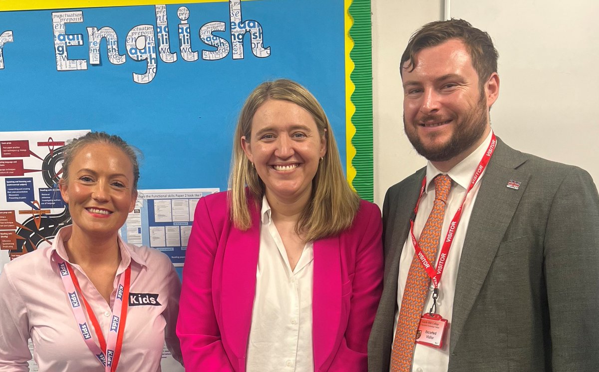 This morning, Aisia attended a meeting with Minister <a href="/Georgia_Gould/">Georgia Gould</a>, hosted by <a href="/PDJSwallow/">Peter Swallow MP</a>. The Minister showed real commitment to listening to practitioners, parents, &amp; young people with SEND - and is keen to meet young people from The Collective to understand their experiences.