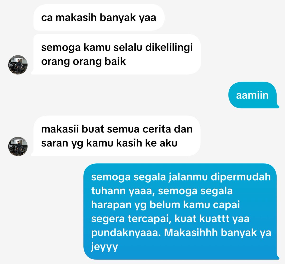 joonkvie's tweet photo. el maja nya ga dpt sendiri emg, tp yaallah ini rasanya lebih nyes bgt krn dikasih sm org yg percaya sm gue. 
mulai besok sepertinya akan lost contact sm dia🙂 
senang bisa kenal km jey, semoga kita bisa ketemu lagi dikebetulan manapun ya. https://t.co/SW4GLZH6Bp