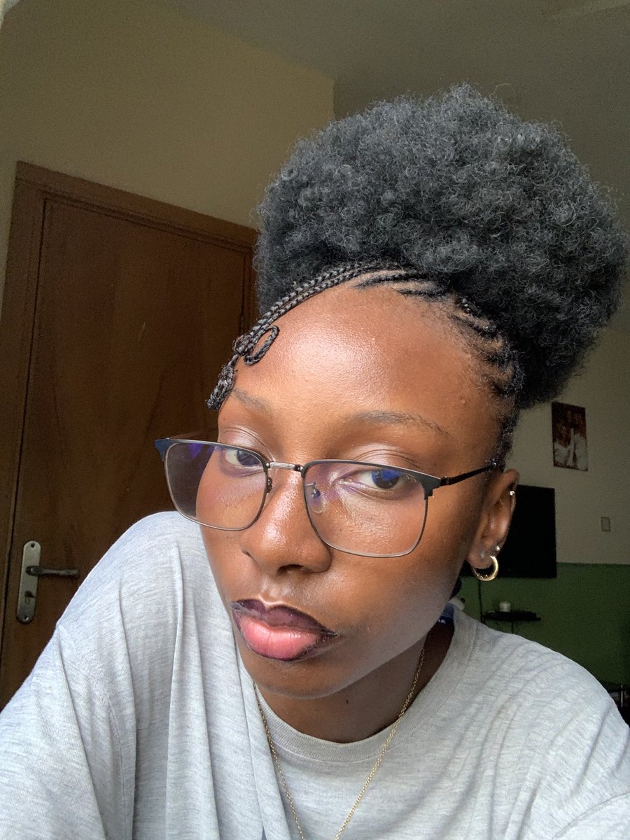 adetomie_'s tweet photo. Guys!! I know why it’s been so hot in Lagos😩 https://t.co/m9zUfX4AWh