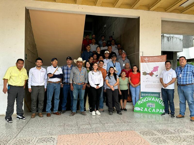 BiovIntCIAT_eng's tweet image. 🌾 With the support of #ScalingforImpact, the Norwegian Agency for Development Cooperation (NORAD), and the AgriLAC Resiliente initiative are helping rural communities adopt sustainable practices that strengthen their resilience and productivity.
👉 allbiociat.org/47ETh7V