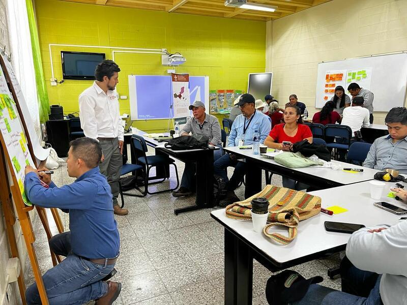 BiovIntCIAT_eng's tweet image. 🌾 With the support of #ScalingforImpact, the Norwegian Agency for Development Cooperation (NORAD), and the AgriLAC Resiliente initiative are helping rural communities adopt sustainable practices that strengthen their resilience and productivity.
👉 allbiociat.org/47ETh7V