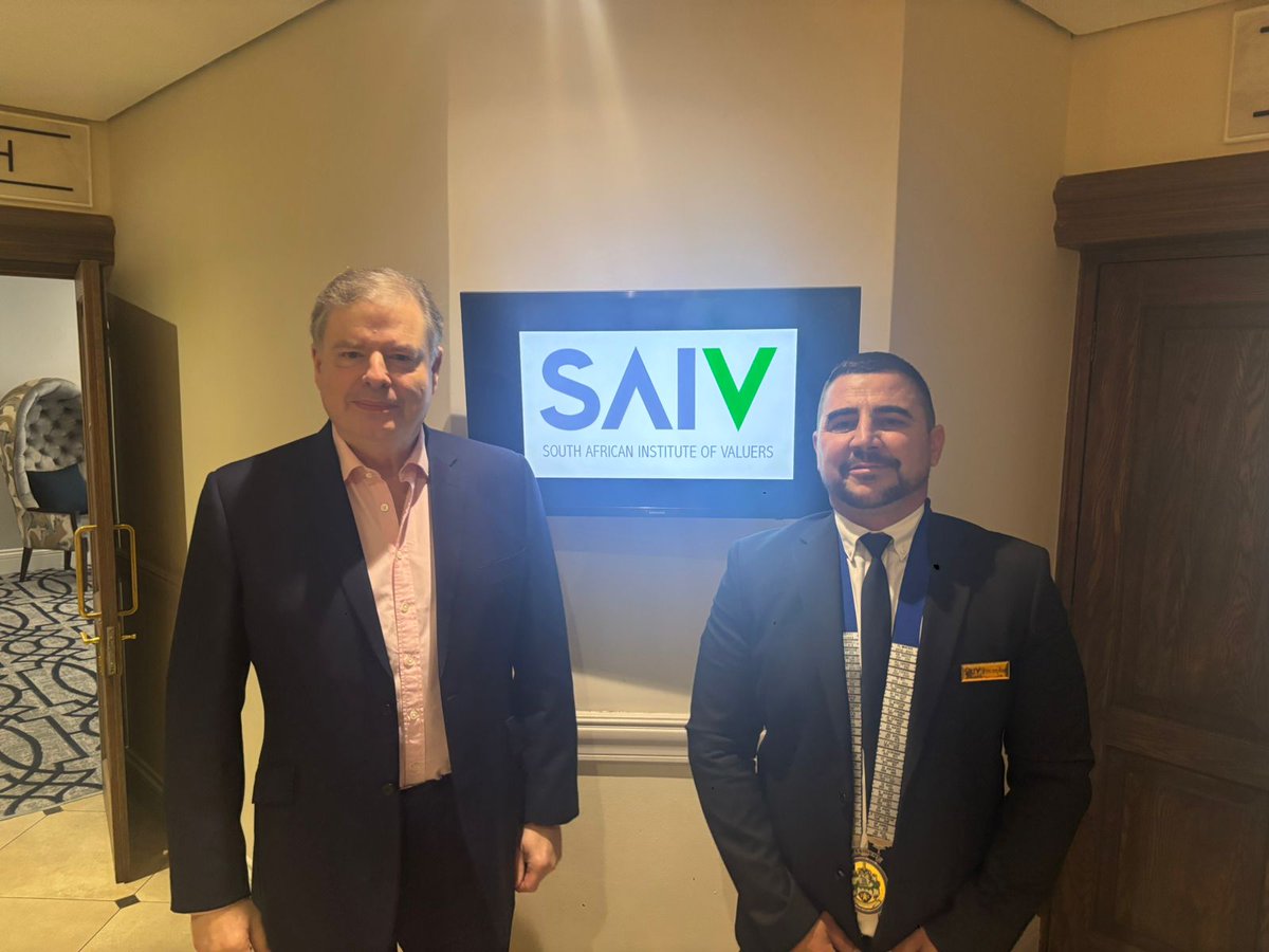 SA_Valuers's tweet photo. We are proud to announce the renewal of the collaboration agreement between the South African Institute of Valuers (SAIV) and the Royal Institution of Chartered Surveyors (RICS).
#SAIV #RICS #ValuationProfession #Partnership #Collaboration #PropertyValuation https://t.co/NNLKwO5l6o